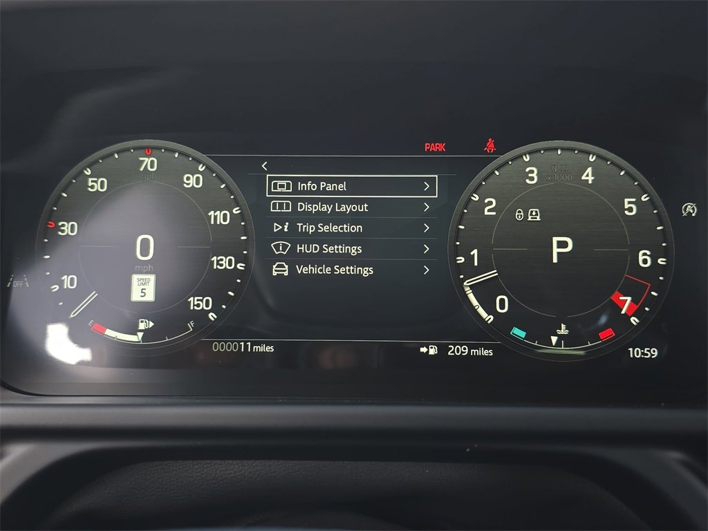 New 2026 Land Rover Defender 130 X-Dynamic SE image 20