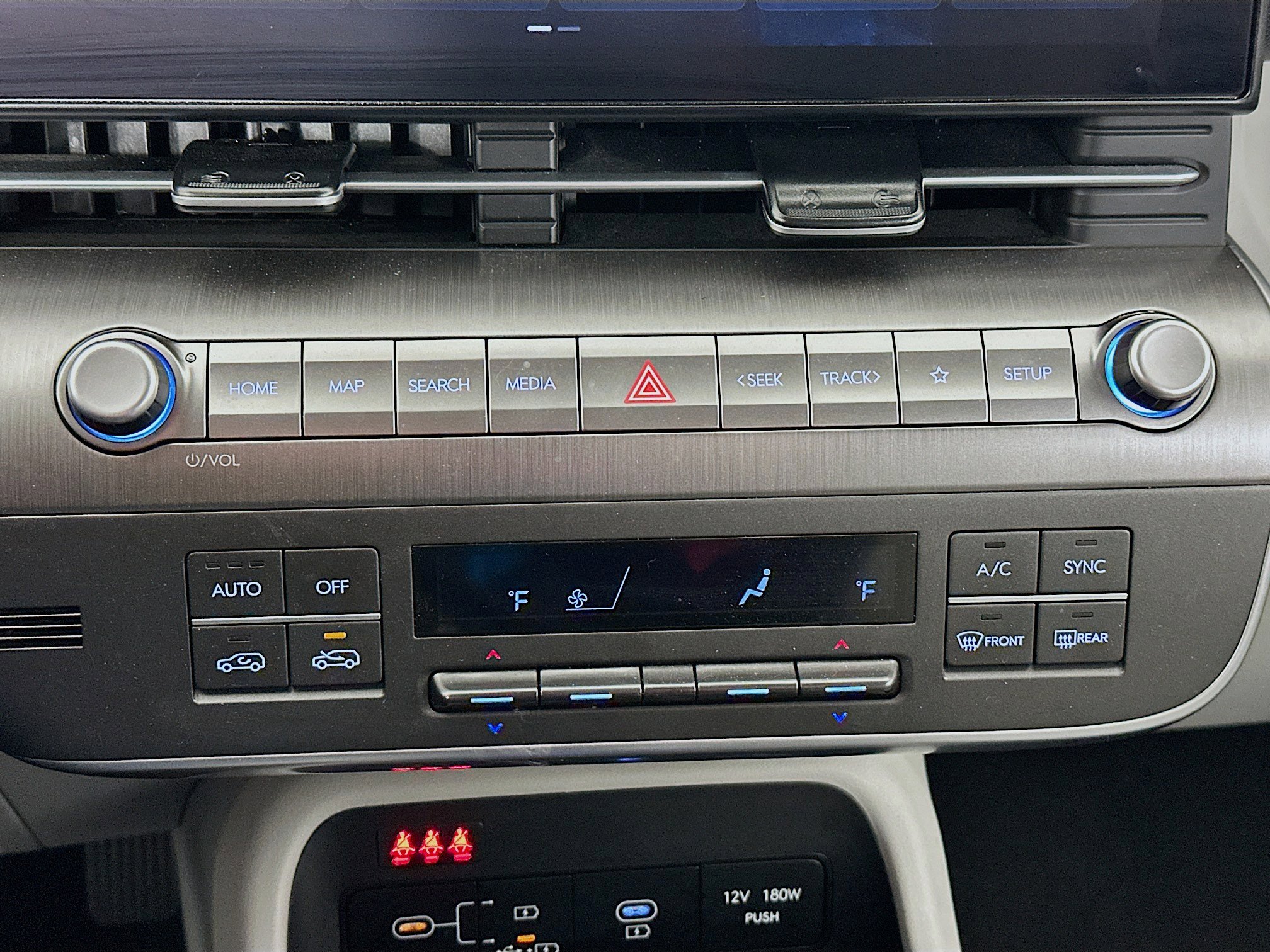 Used 2024 Hyundai Kona SEL image 23