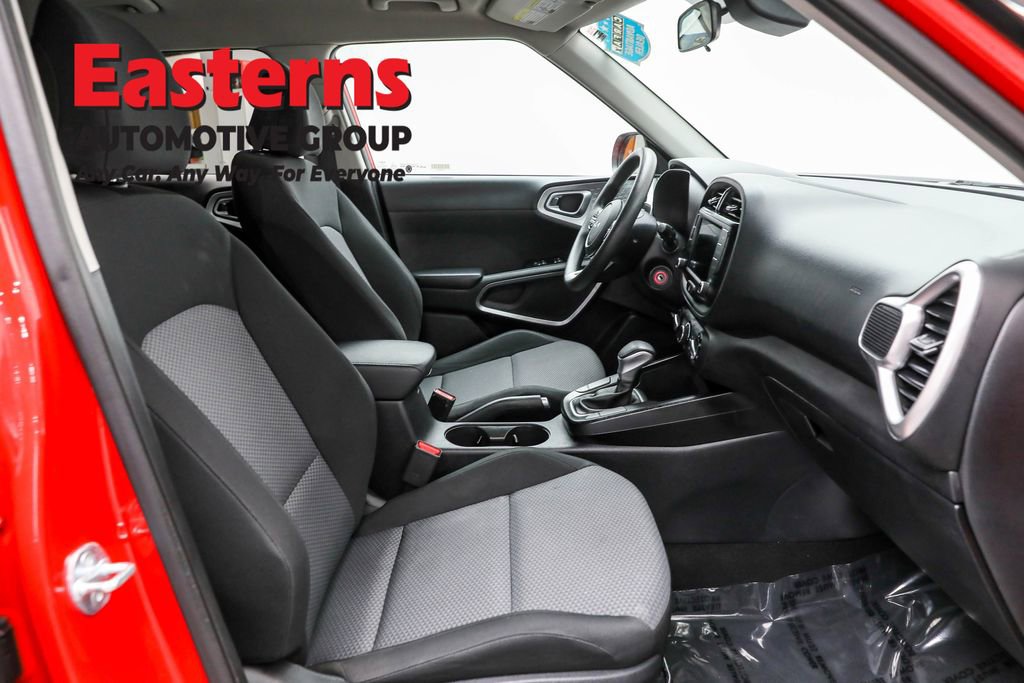 Used 2023 Kia Soul LX w/ Option Group 015 image 24