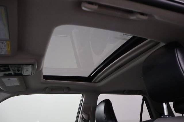 Certified 2024 Toyota 4Runner SR5 Premium w/ Moonroof Package AWD/4WD image 15