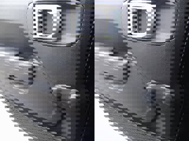 Used 2024 Jeep Gladiator Sport image 13