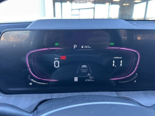 Used 2023 Kia Telluride EX w/ EX Captain's Chair Package image 12