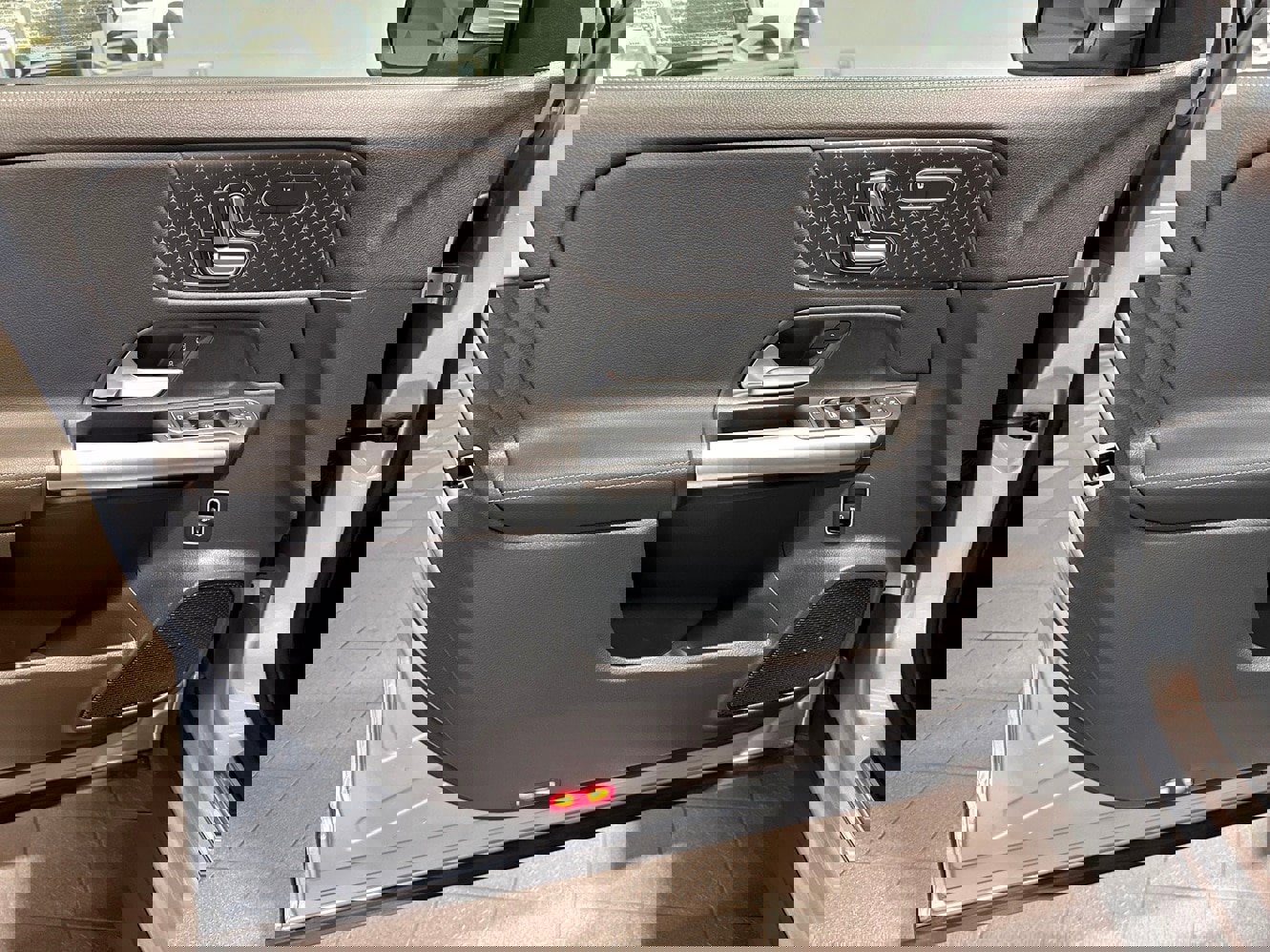 Used 2025 Mercedes-Benz GLA 250 4MATIC image 11