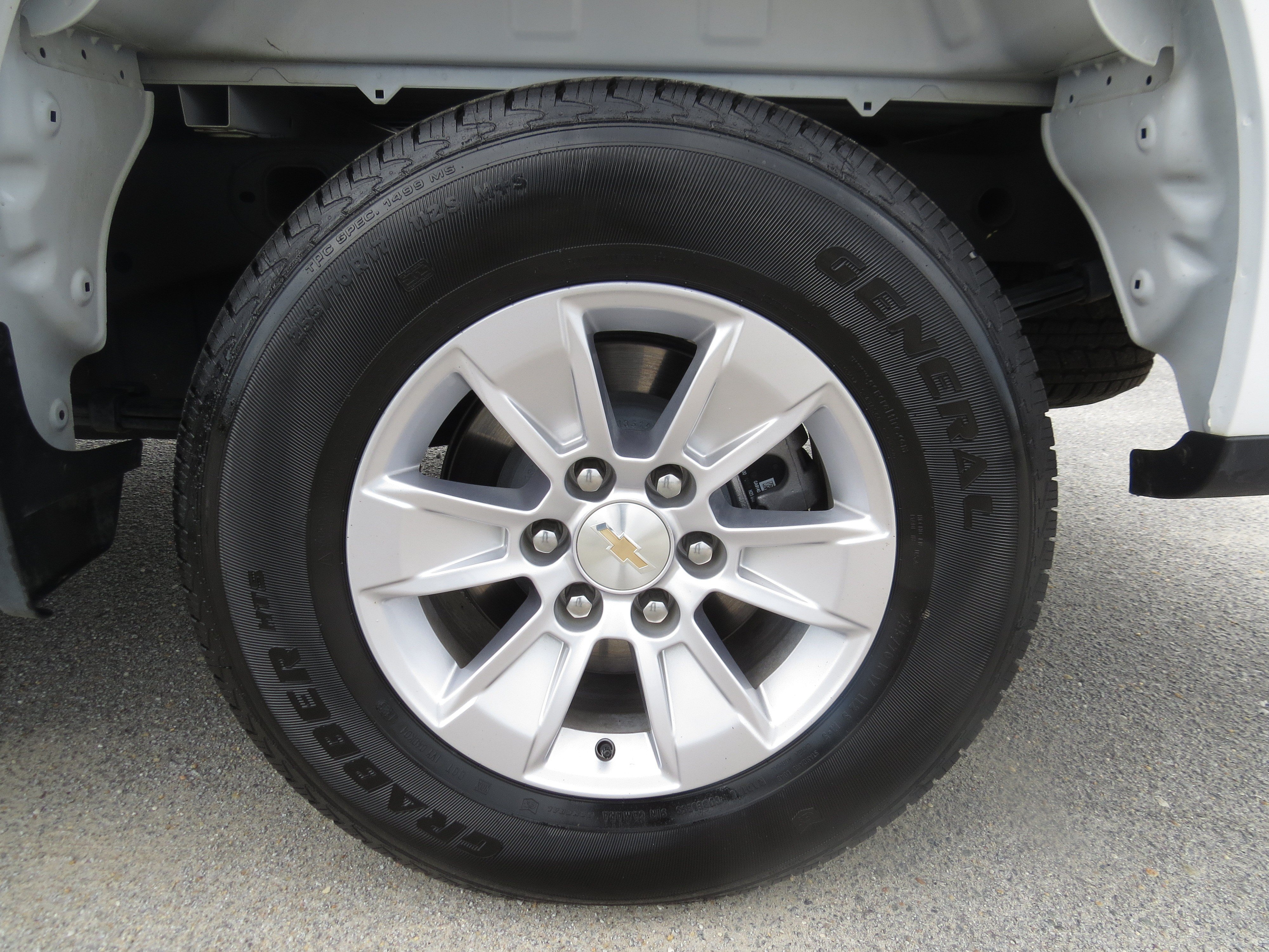Used 2025 Chevrolet Silverado 1500 W/T RWD image 11