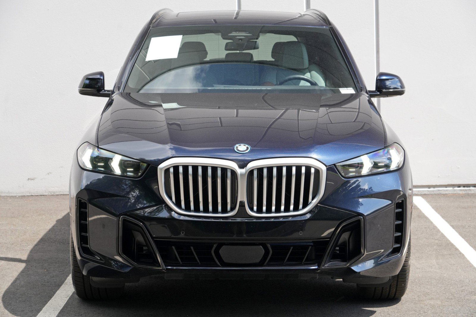 Used 2024 BMW X5 xDrive50e w/ M Sport Package AWD/4WD image 52