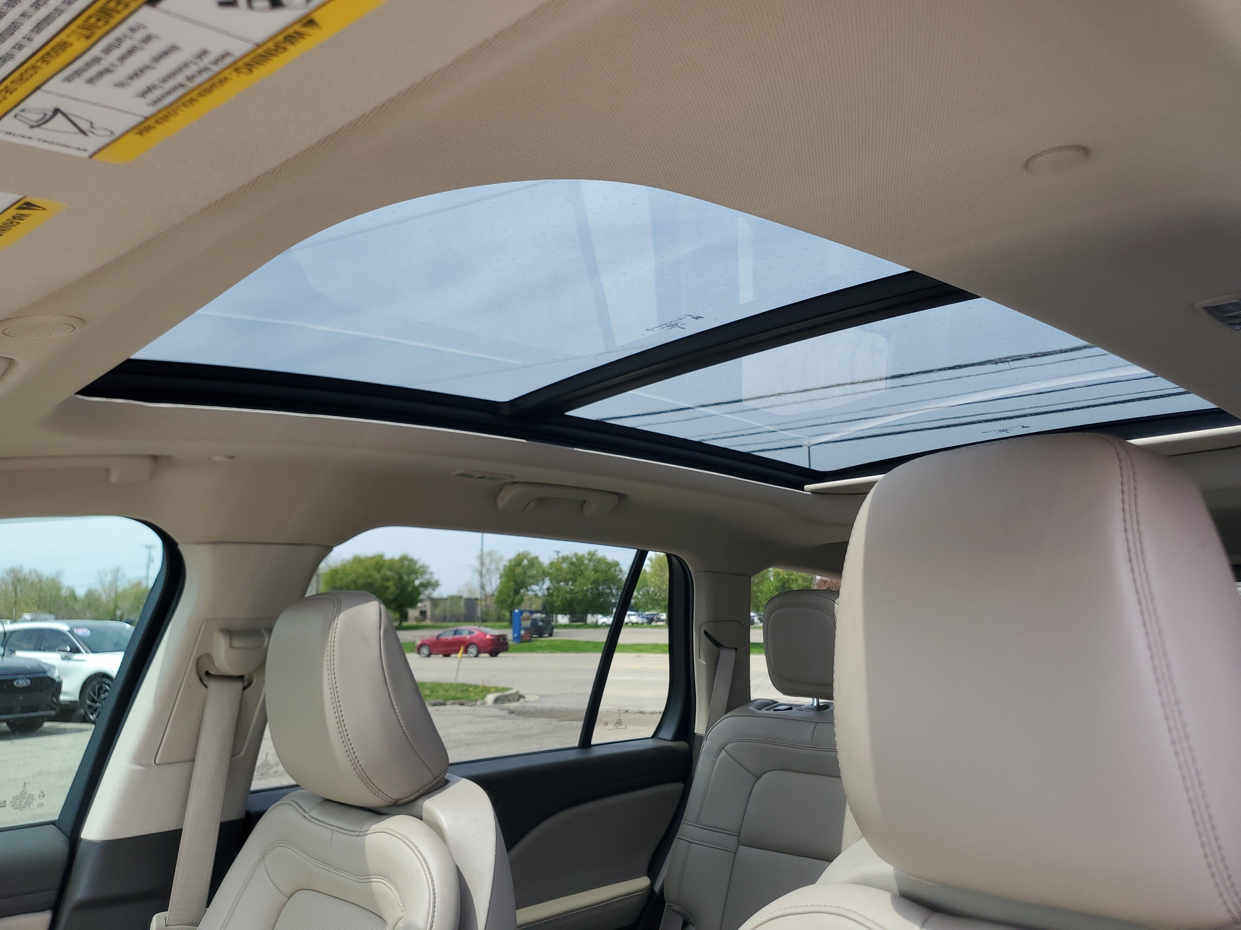 Certified 2023 Lincoln Aviator Reserve w/ Equipment Group 201A AWD/4WD image 11
