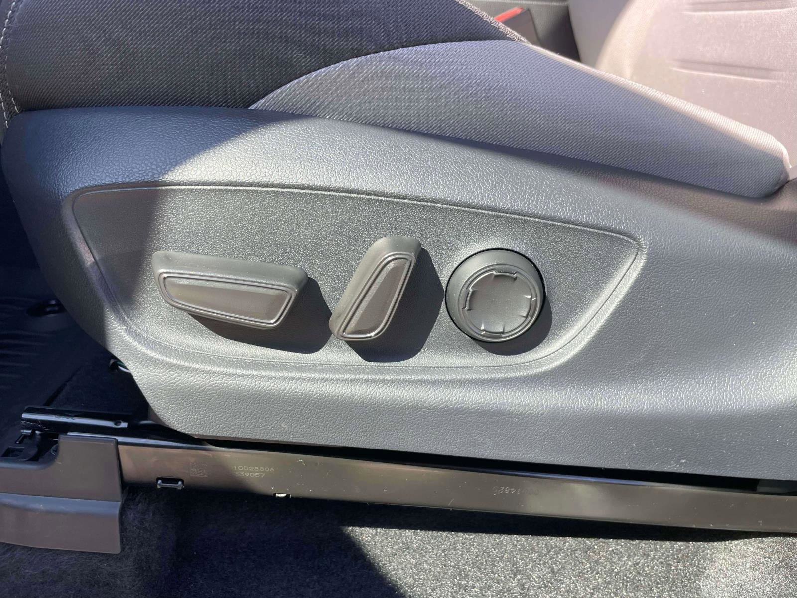 New 2026 Toyota Tacoma SR w/ SR Upgrade Package AWD/4WD image 18