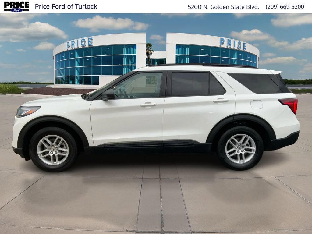 Used 2026 Ford Explorer Active w/ Active Comfort Package image 8