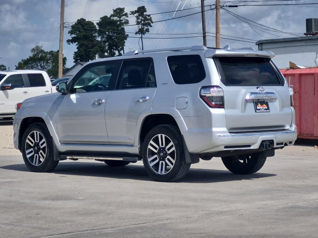 Used 2024 Toyota 4Runner Limited AWD/4WD image 4