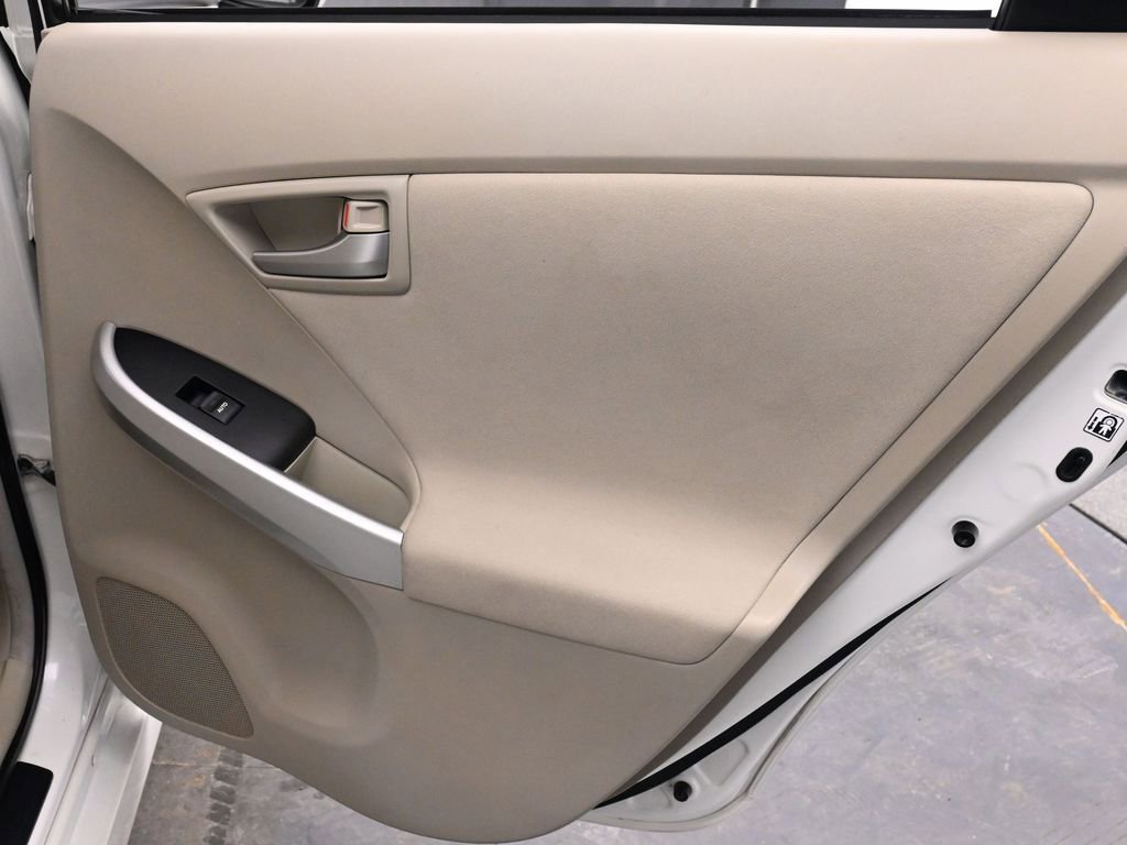 Used 2014 Toyota Prius Two image 17