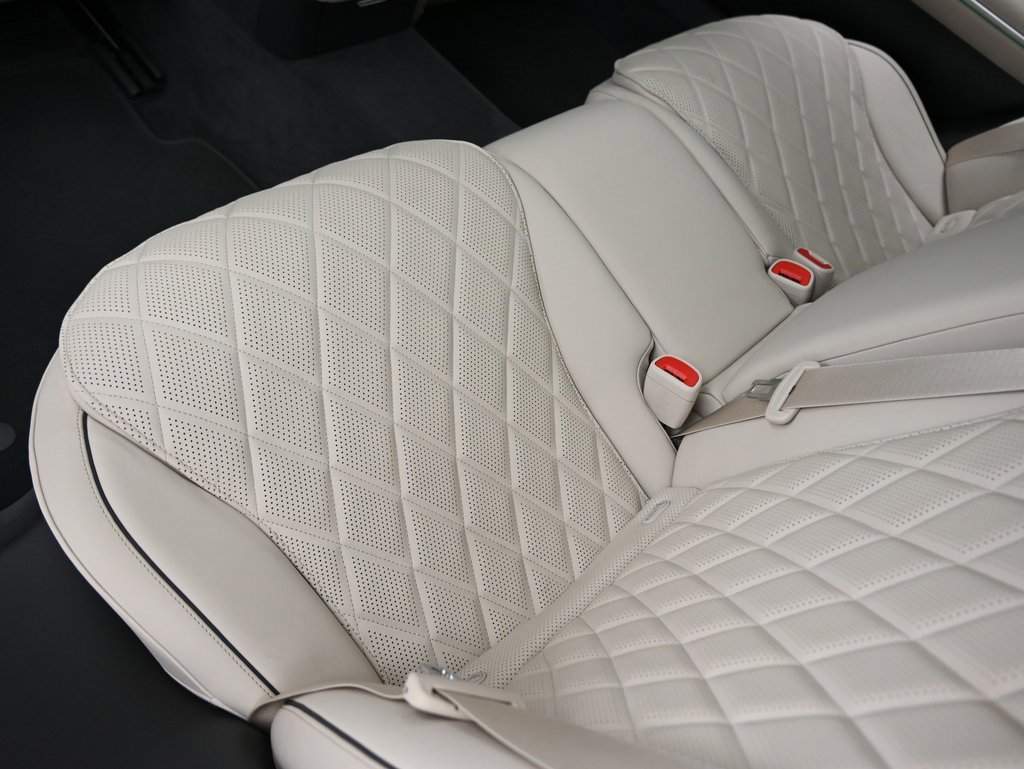 Used 2023 Mercedes-Benz S 580 4MATIC Sedan image 17