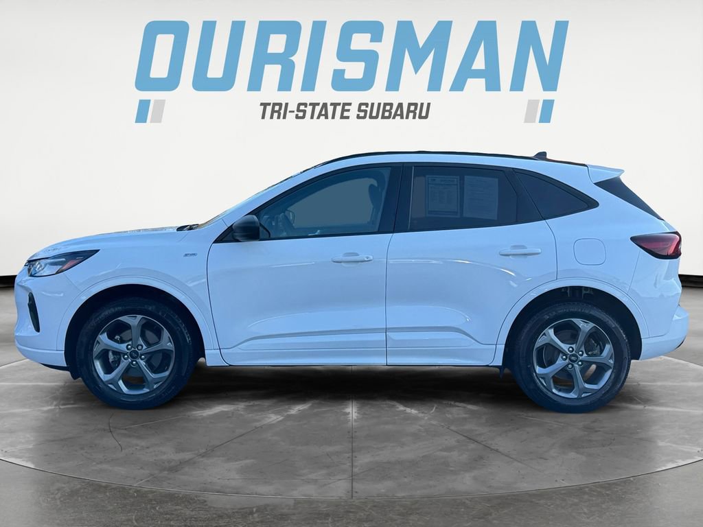 Used 2023 Ford Escape ST-Line w/ Tech Pack #1 image 3