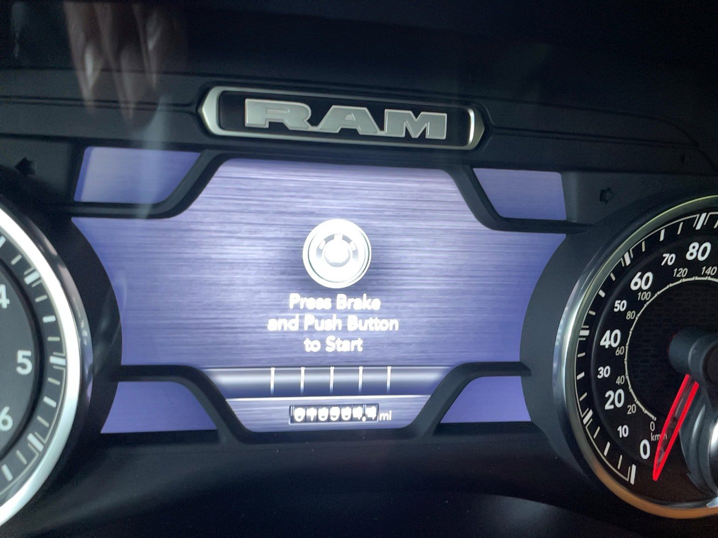 Used 2024 RAM 2500 Big Horn w/ Night Edition AWD/4WD image 8
