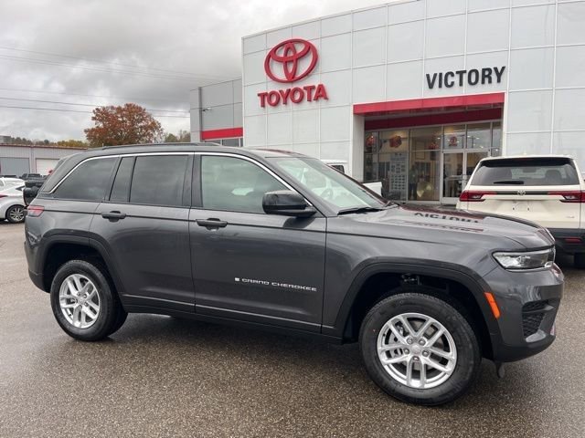 New 2025 Jeep Grand Cherokee 4WD image 7