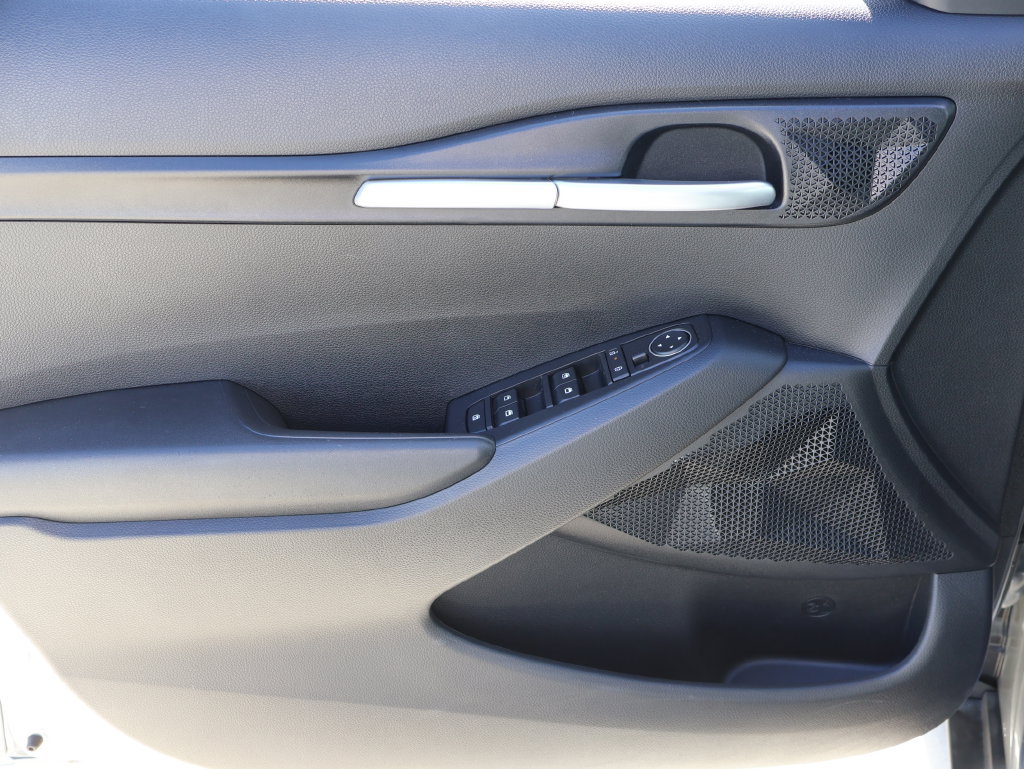 Used 2026 Kia Seltos LX FWD image 19