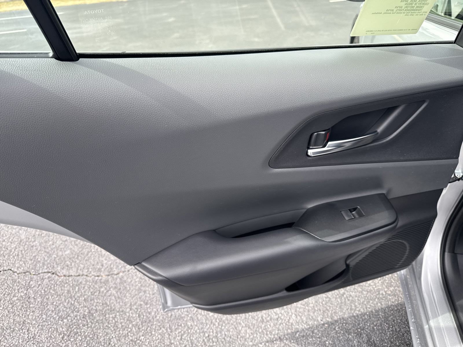 New 2024 Toyota Prius XLE FWD image 26