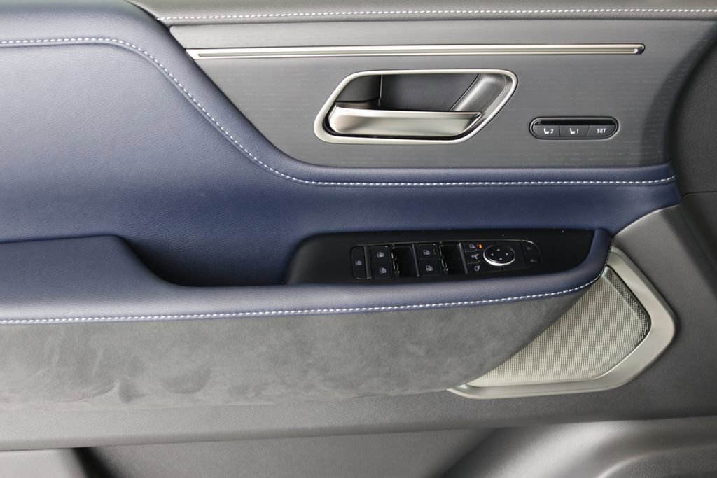 New 2026 INFINITI QX80 4WD image 13