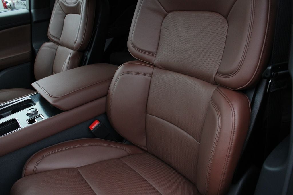 New 2026 Lincoln Aviator Reserve AWD/4WD image 5