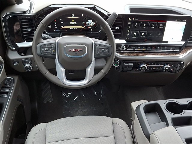 New 2026 GMC Sierra 1500 SLE w/ Preferred Package image 7