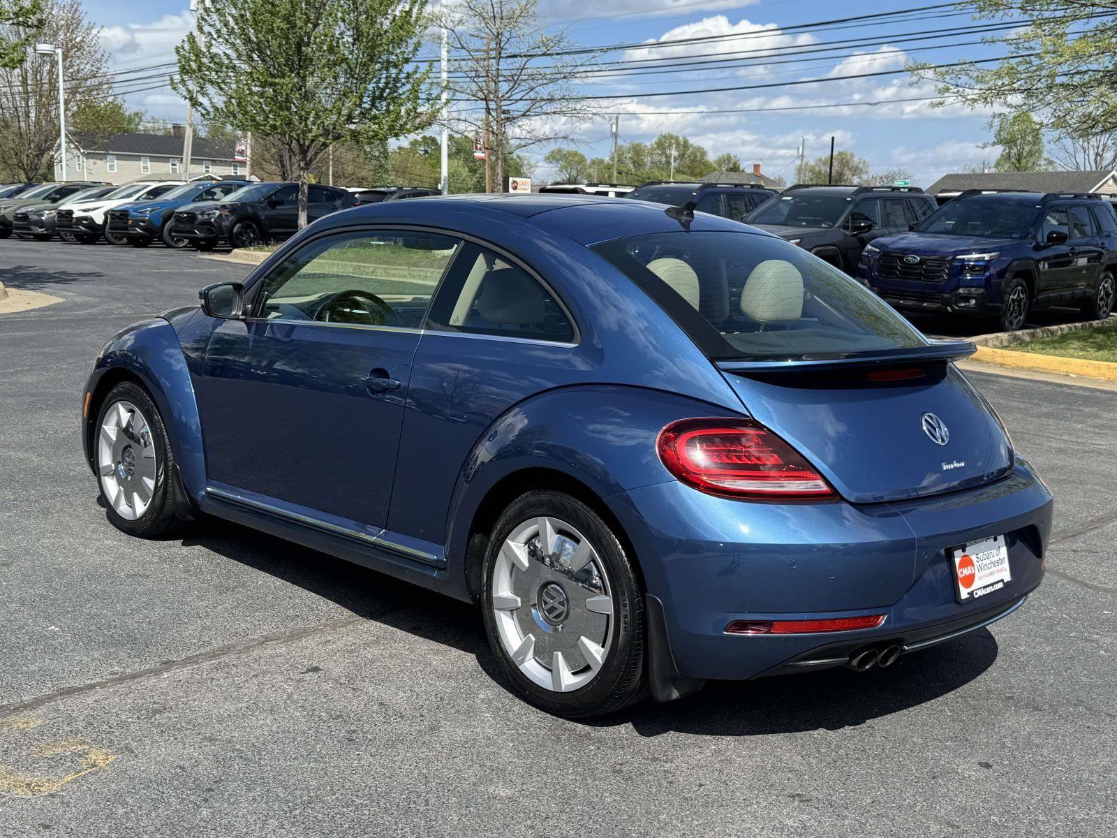 Used 2018 Volkswagen Beetle 2.0T SE w/ SE Premium Package FWD image 4