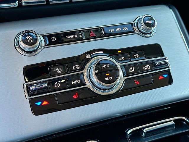 Used 2023 Lincoln Aviator 2WD w/ Premium Package image 16