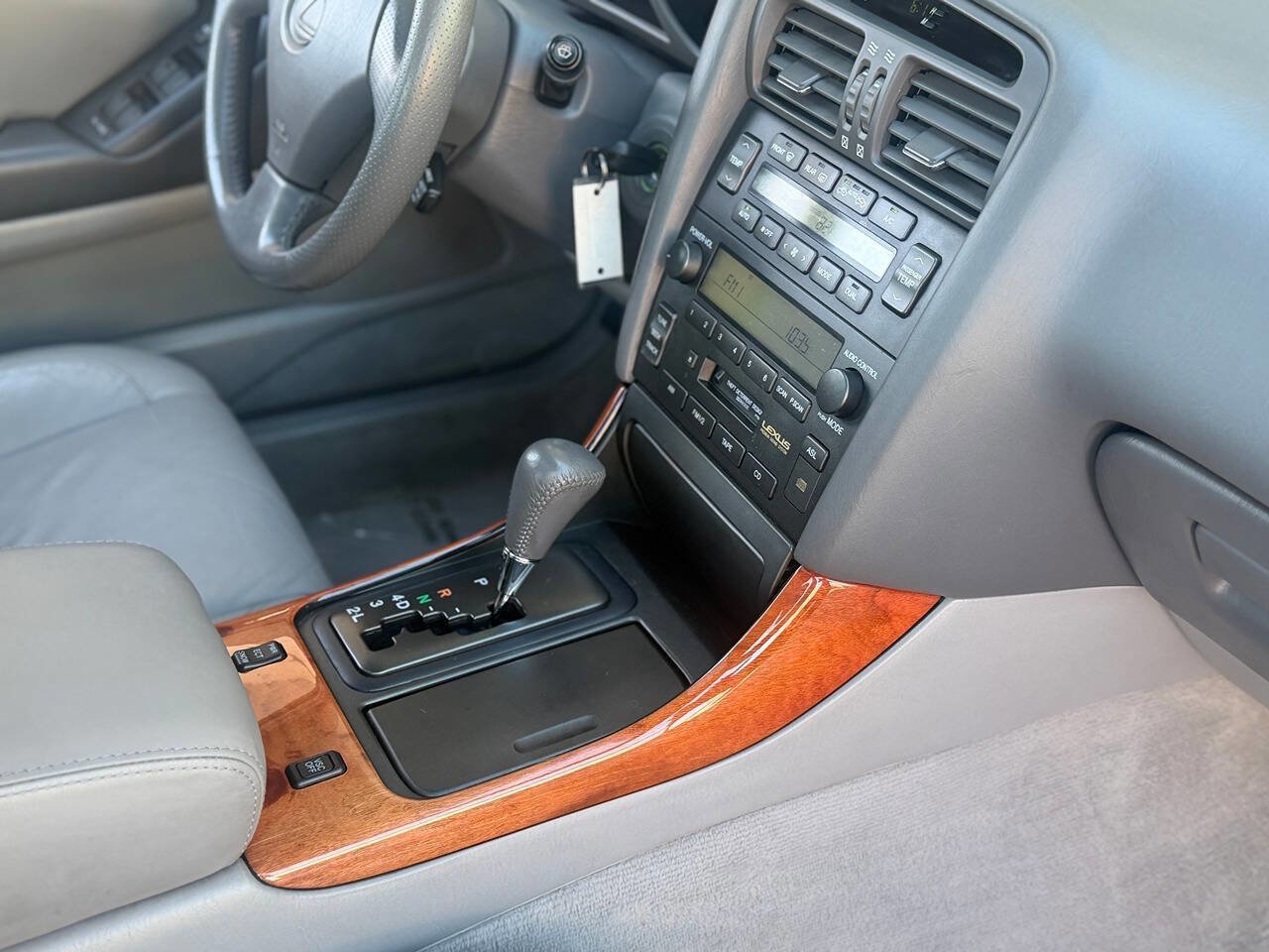 Used 2000 Lexus GS 300 image 91