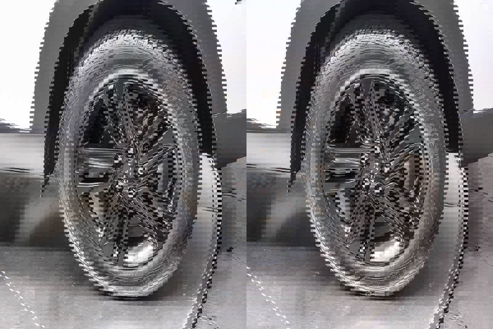 Used 2024 Chevrolet Trax ACTIV w/ Sunroof Package FWD image 9