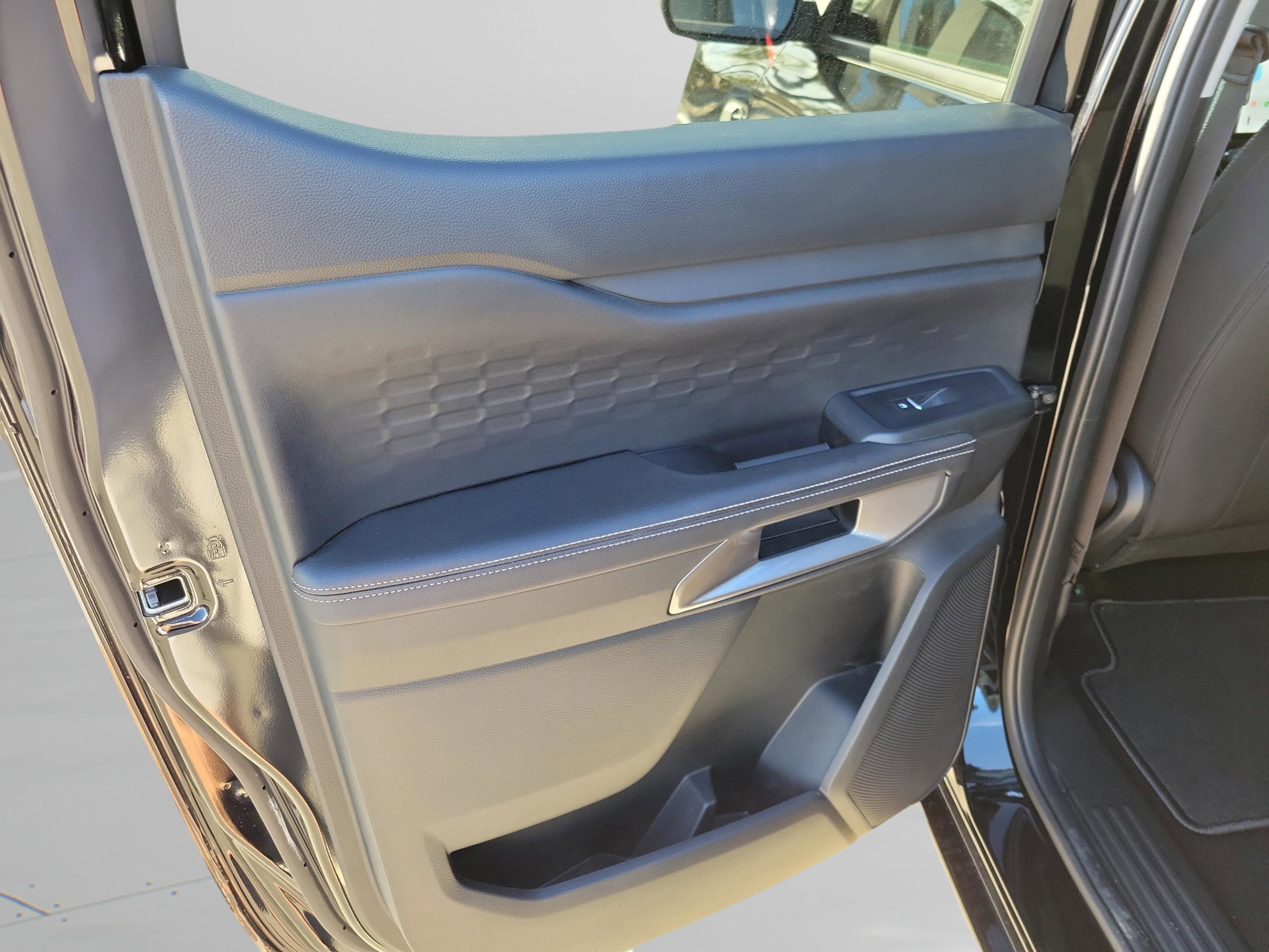 New 2025 Ford Ranger XLT w/ Trailer Tow Package image 23