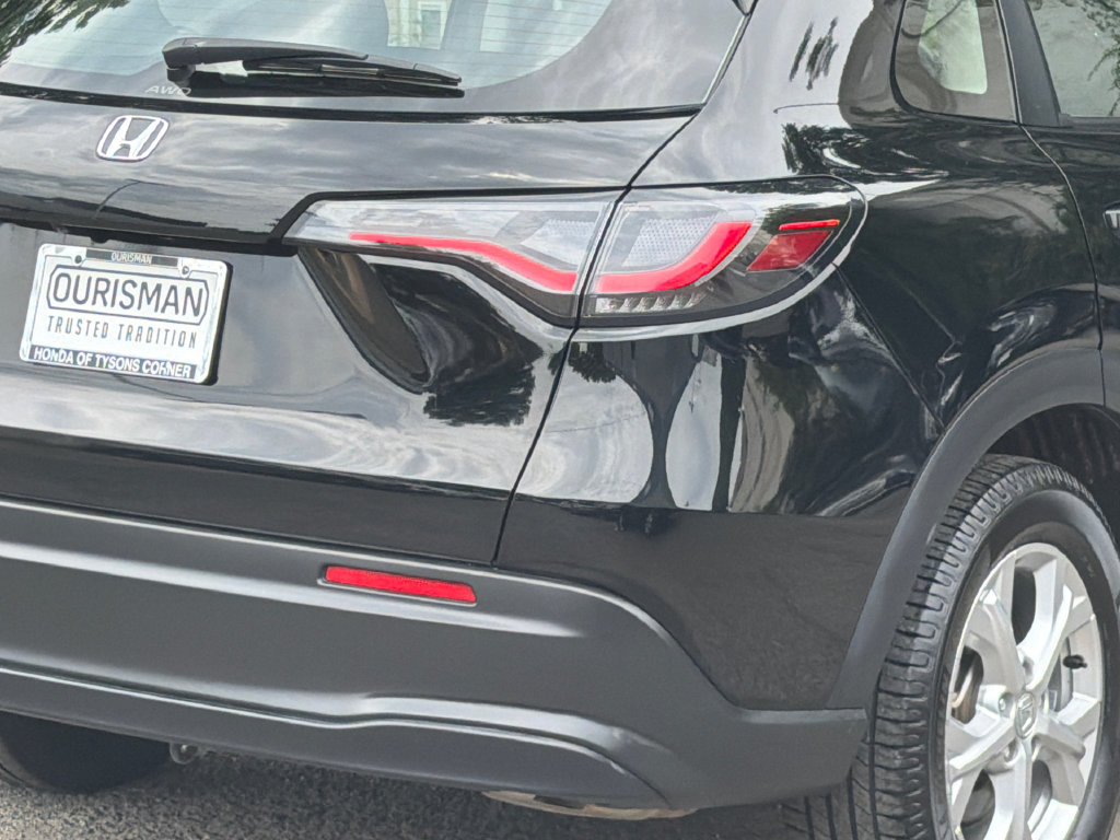 Used 2024 Honda HR-V LX image 7