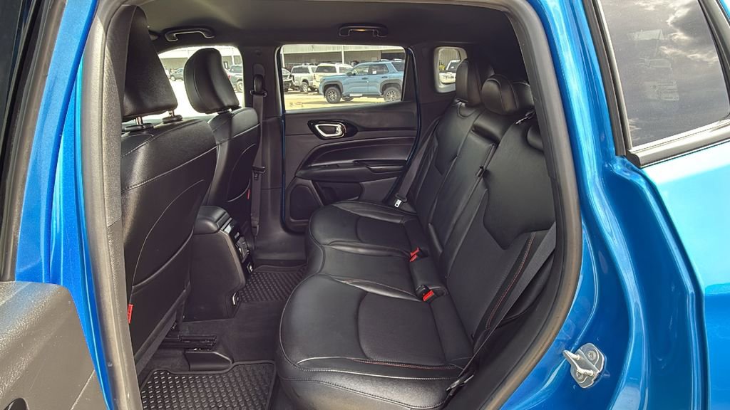 Used 2024 Jeep Compass Trailhawk image 14