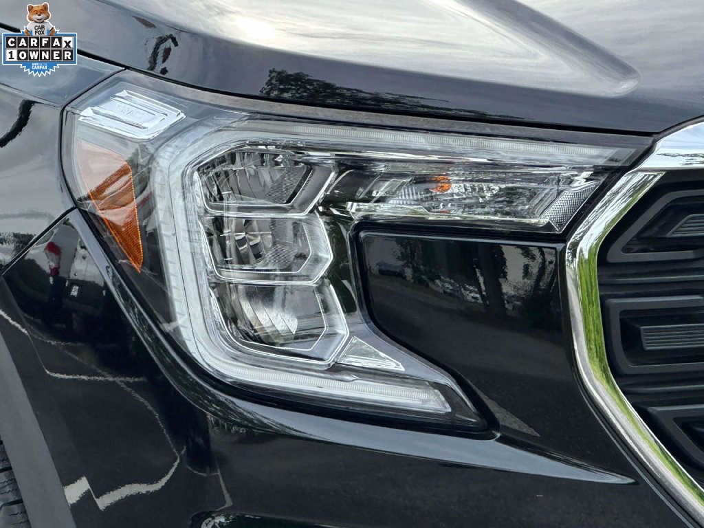 Used 2024 GMC Terrain SLE w/ Driver Convenience Package AWD/4WD image 8