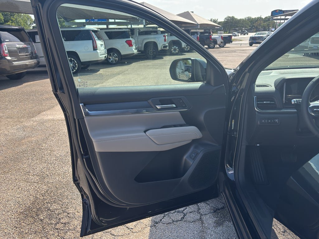 Used 2027 GMC Terrain Elevation w/ Elevation Premium Package FWD image 11