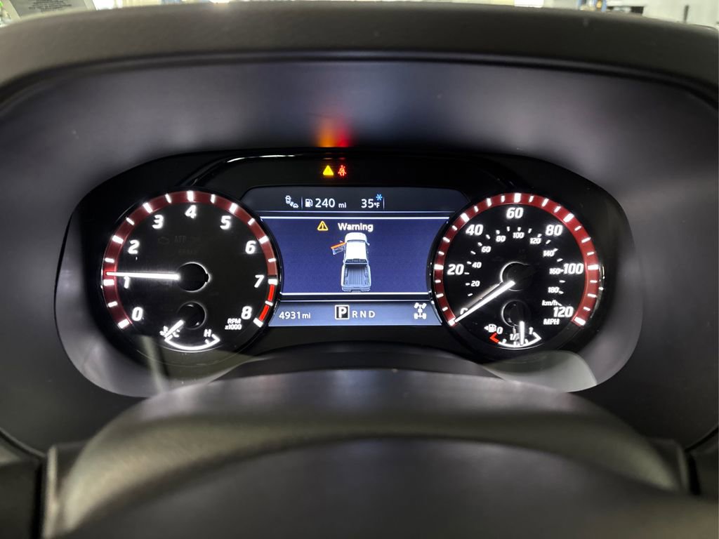 Certified 2025 Nissan Frontier PRO-4X image 21