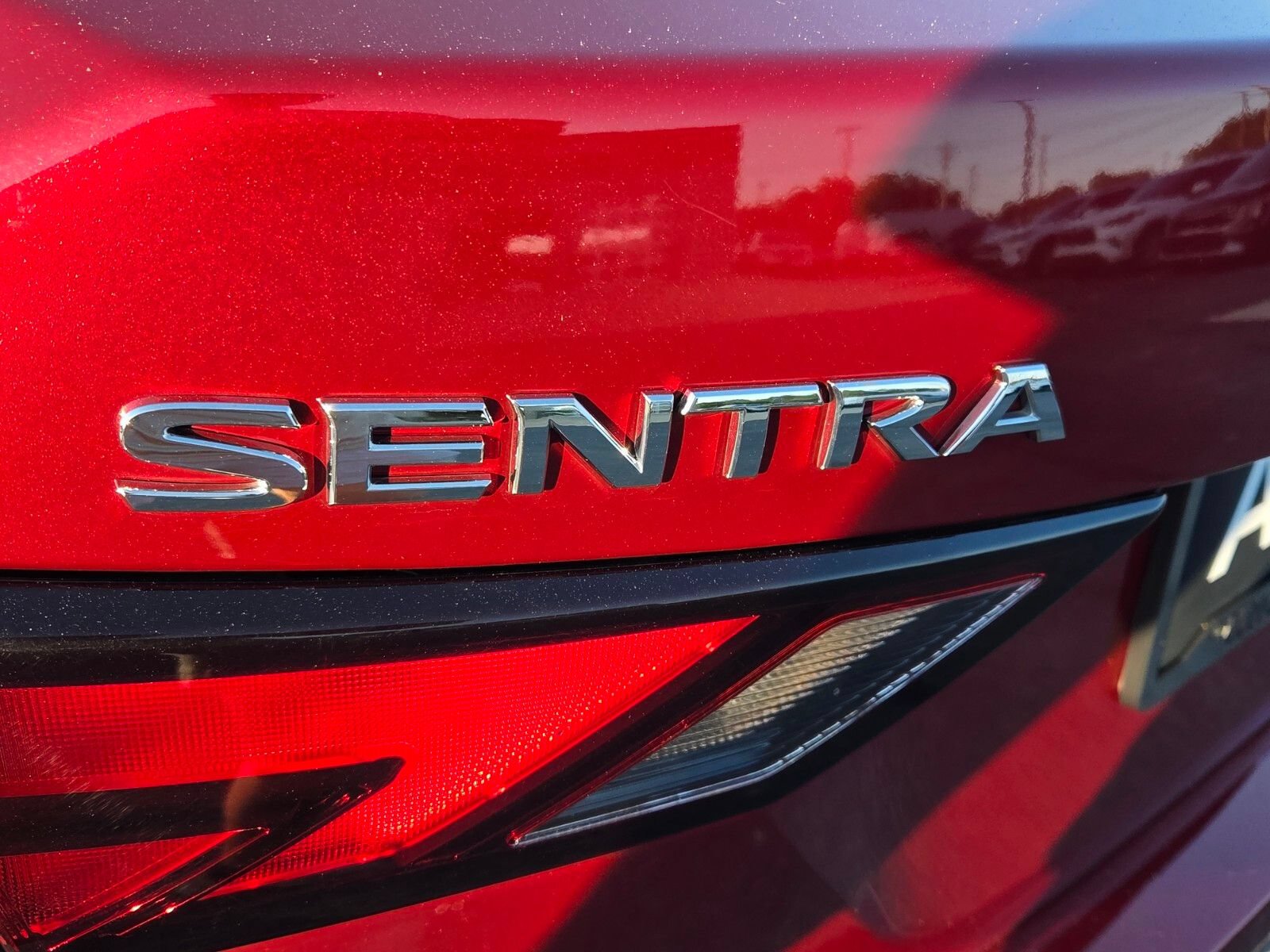 Used 2024 Nissan Sentra SV FWD image 11