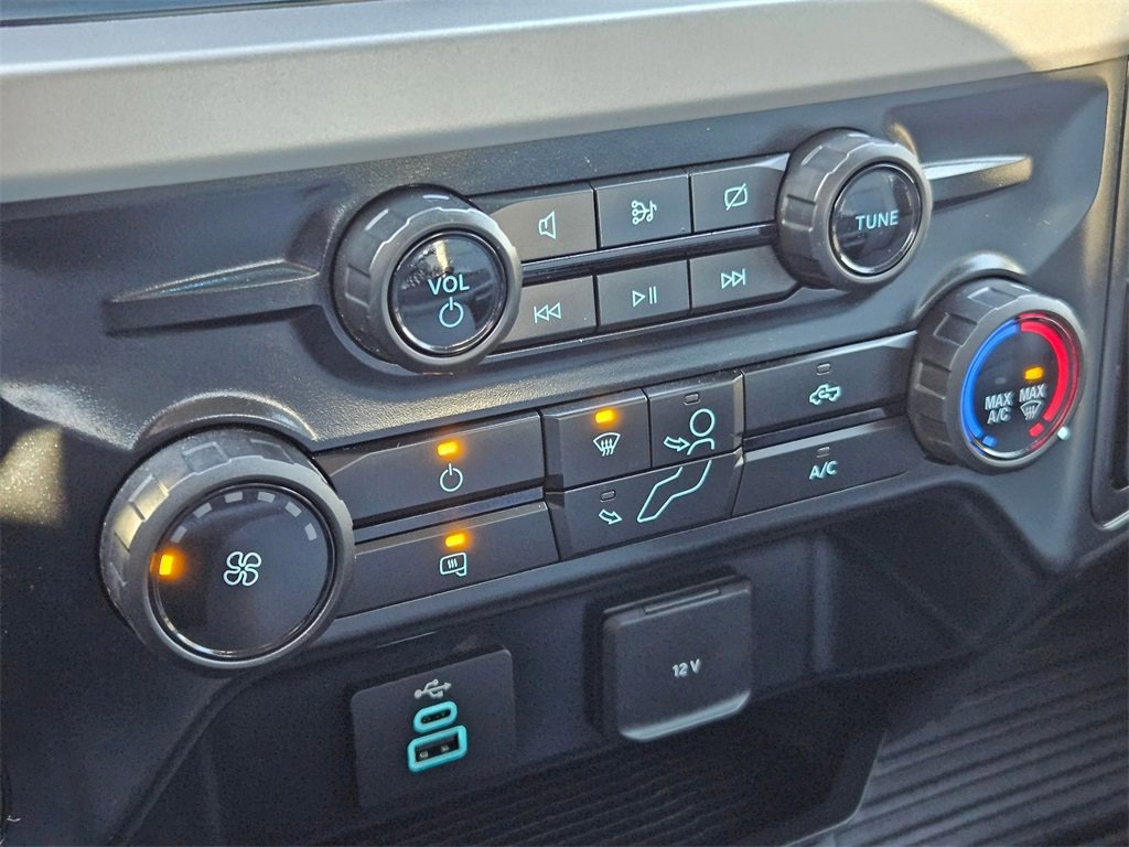 Used 2024 Ford F250 XL w/ XL Chrome Package image 27