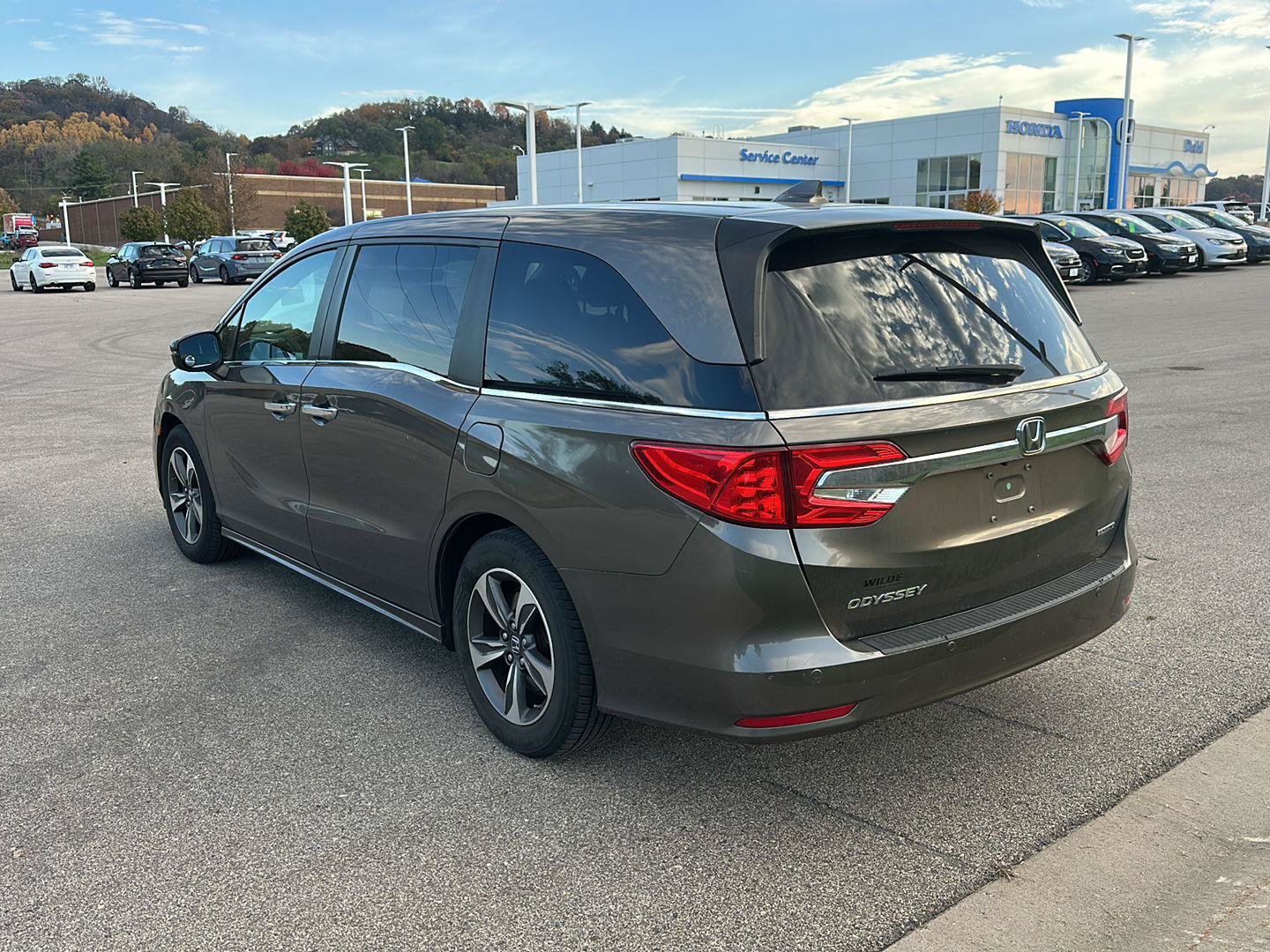 Used 2018 Honda Odyssey Touring image 5