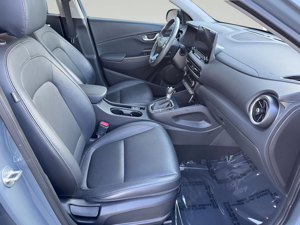 Used 2023 Hyundai Kona Limited image 30
