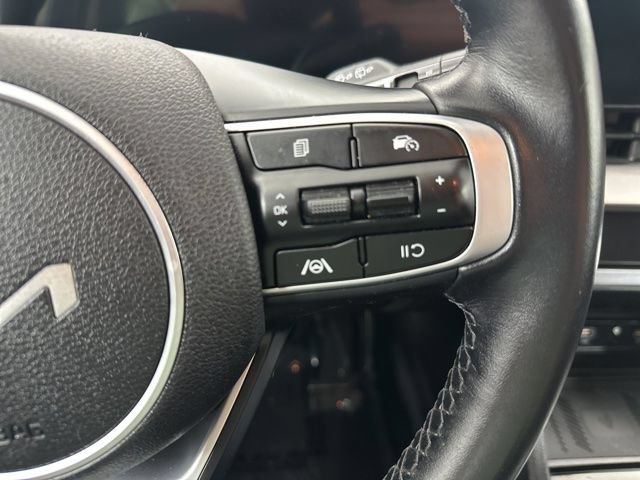 Used 2024 Kia Sportage EX AWD/4WD image 13