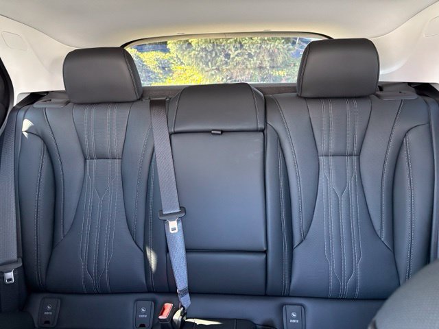 New 2026 Buick Envision Avenir AWD/4WD image 16
