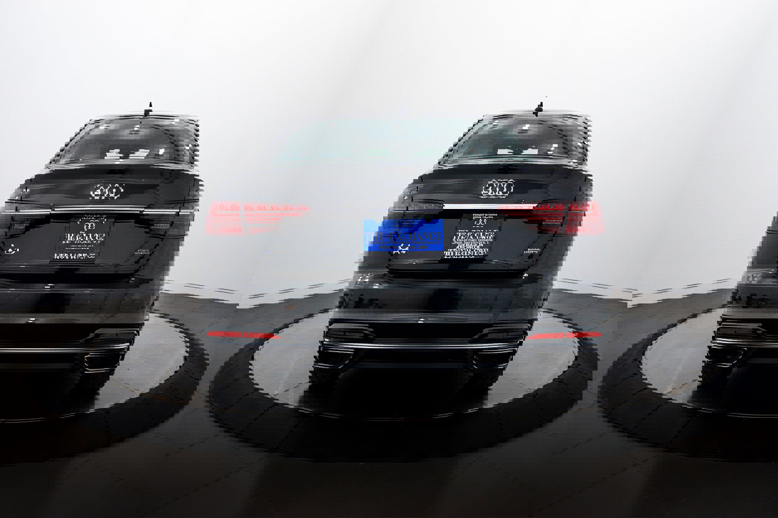 Used 2022 Audi A4 2.0T Premium Plus w/ Premium Plus Package image 23