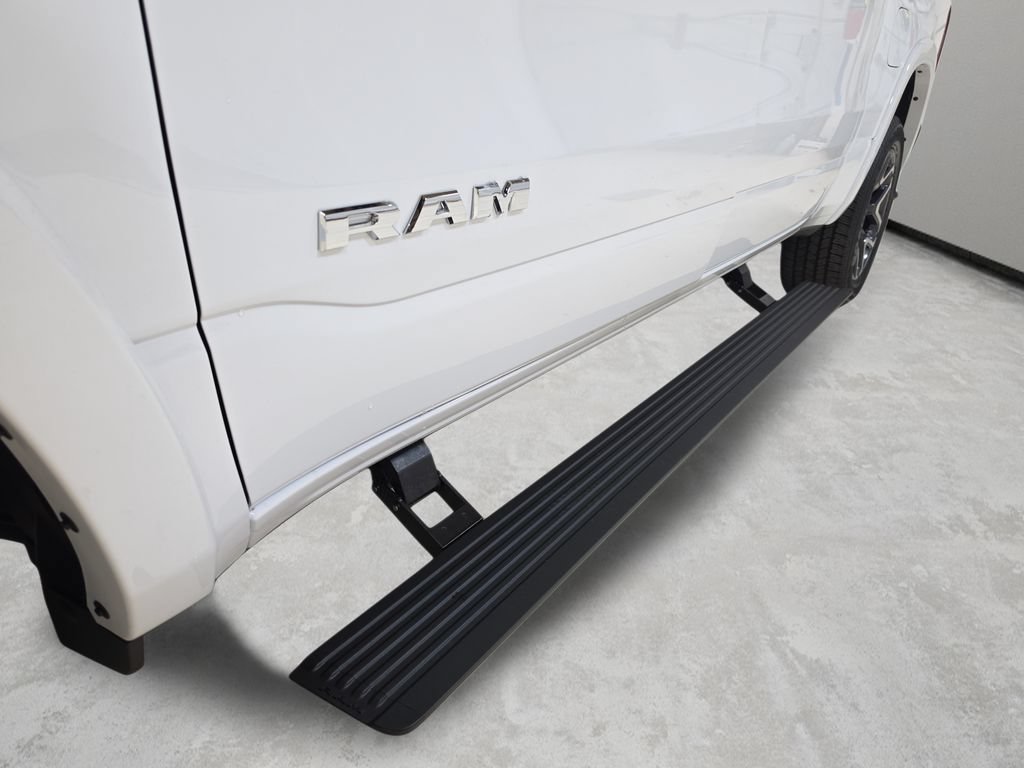 New 2027 RAM 1500 Laramie w/ Advanced Safety Group II AWD/4WD image 32