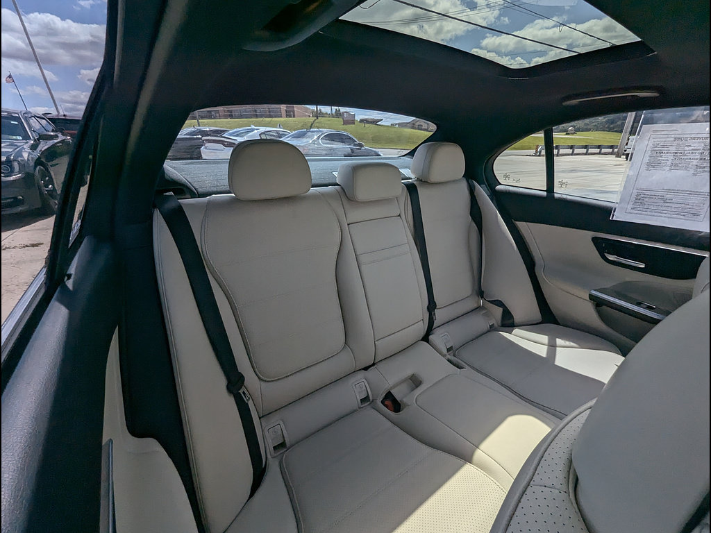 Used 2023 Mercedes-Benz C 300 4MATIC Sedan image 22