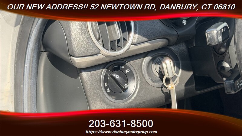 Used 2005 Porsche Boxster RWD image 18