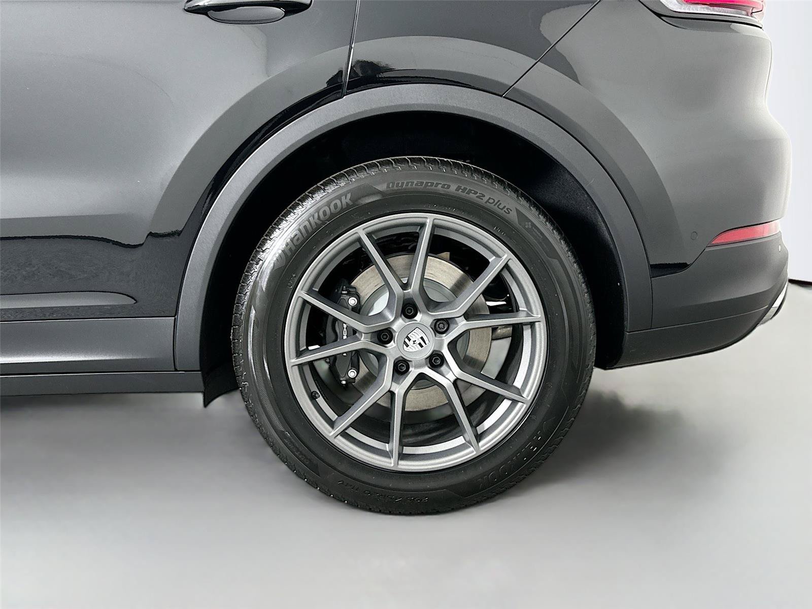 Certified 2026 Porsche Cayenne Coupe AWD/4WD image 12