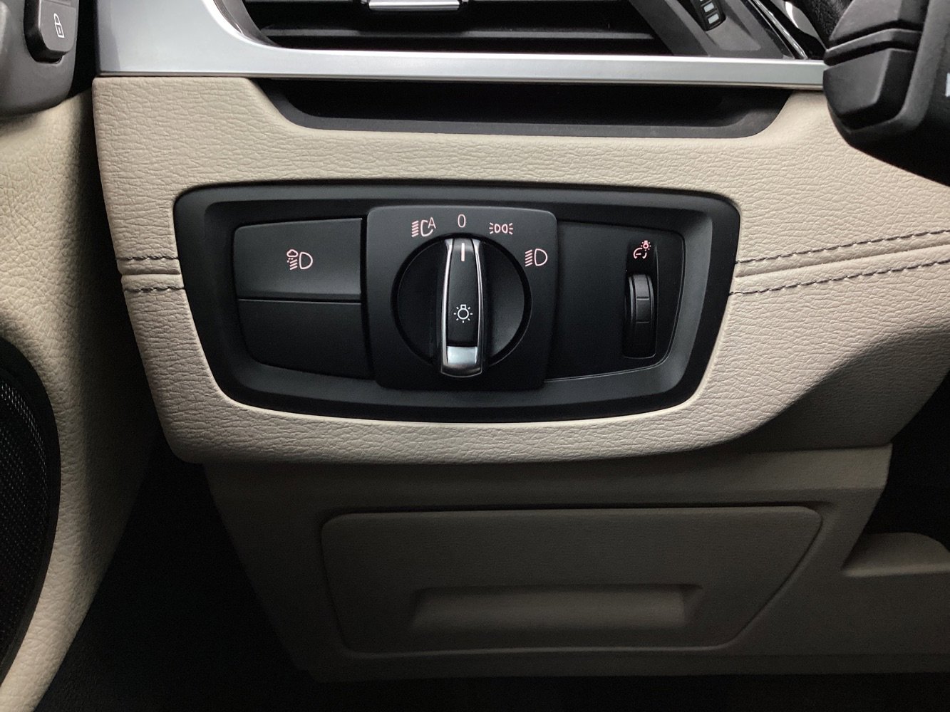 Used 2022 BMW X2 xDrive28i w/ Convenience Package image 38