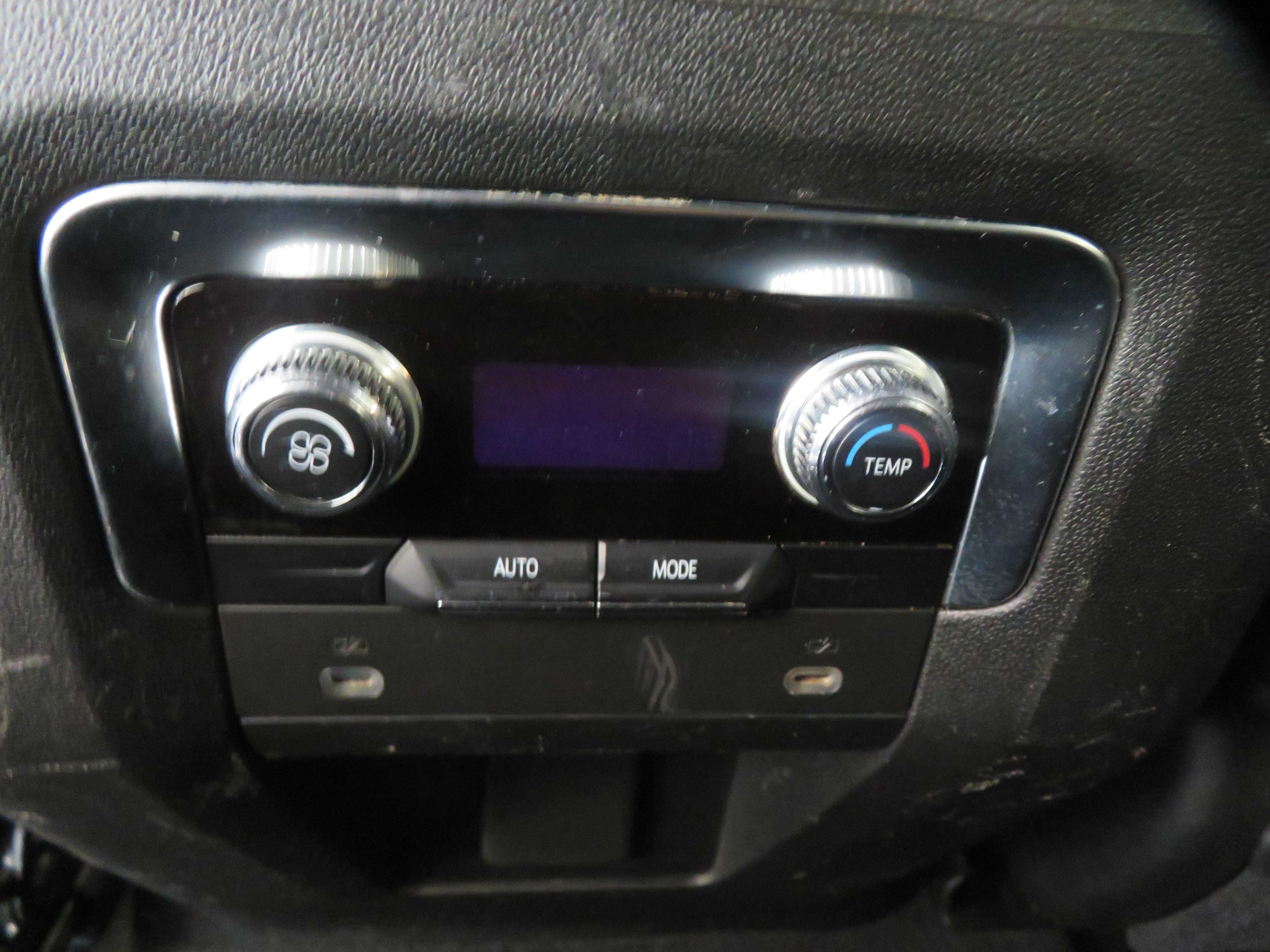 Used 2021 GMC Yukon XL SLT RWD image 52