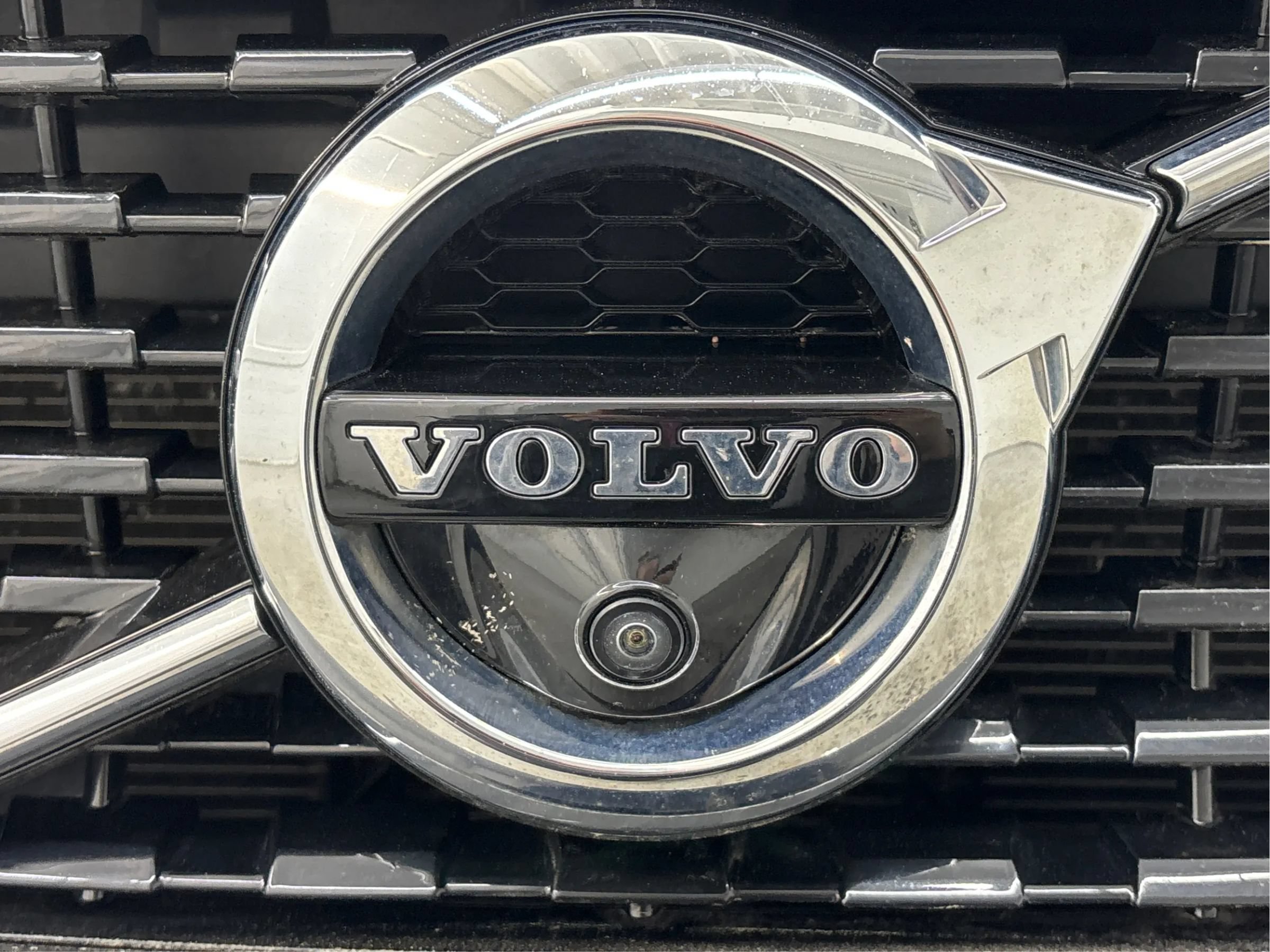 Used 2022 Volvo XC40 T5 R-Design w/ Advanced Package AWD/4WD image 34