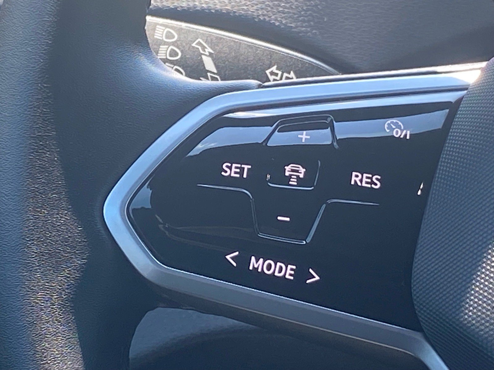 Certified 2023 Volkswagen ID.4 S RWD image 7