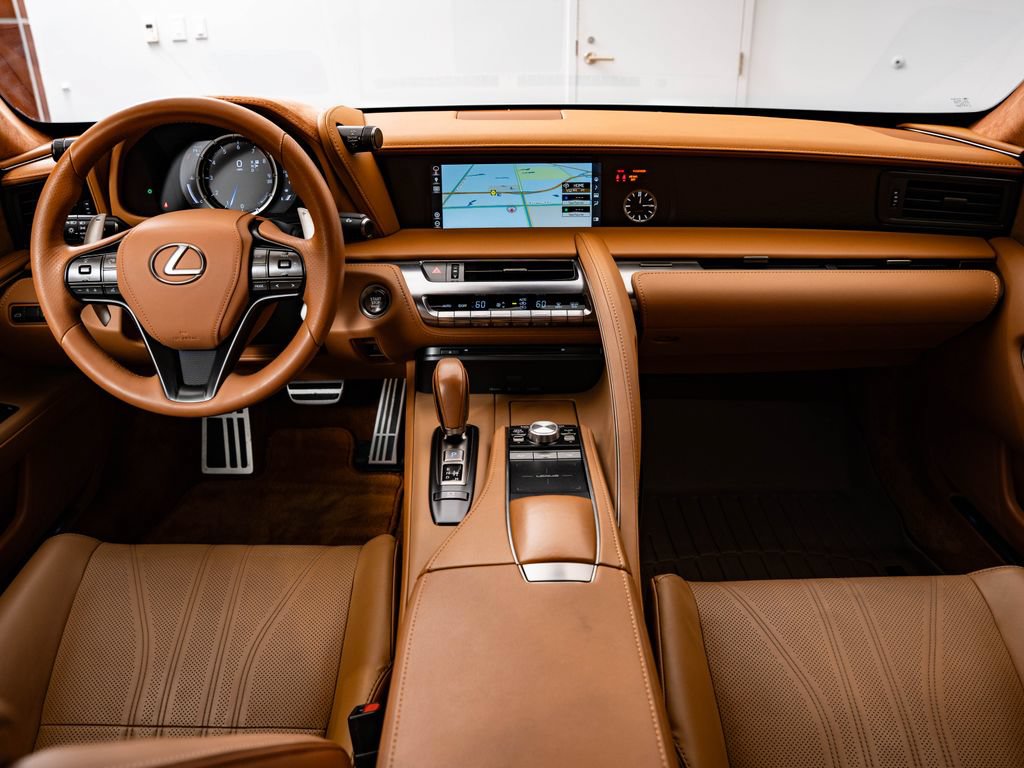 Used 2018 Lexus LC 500 Coupe w/ Touring Package RWD image 33