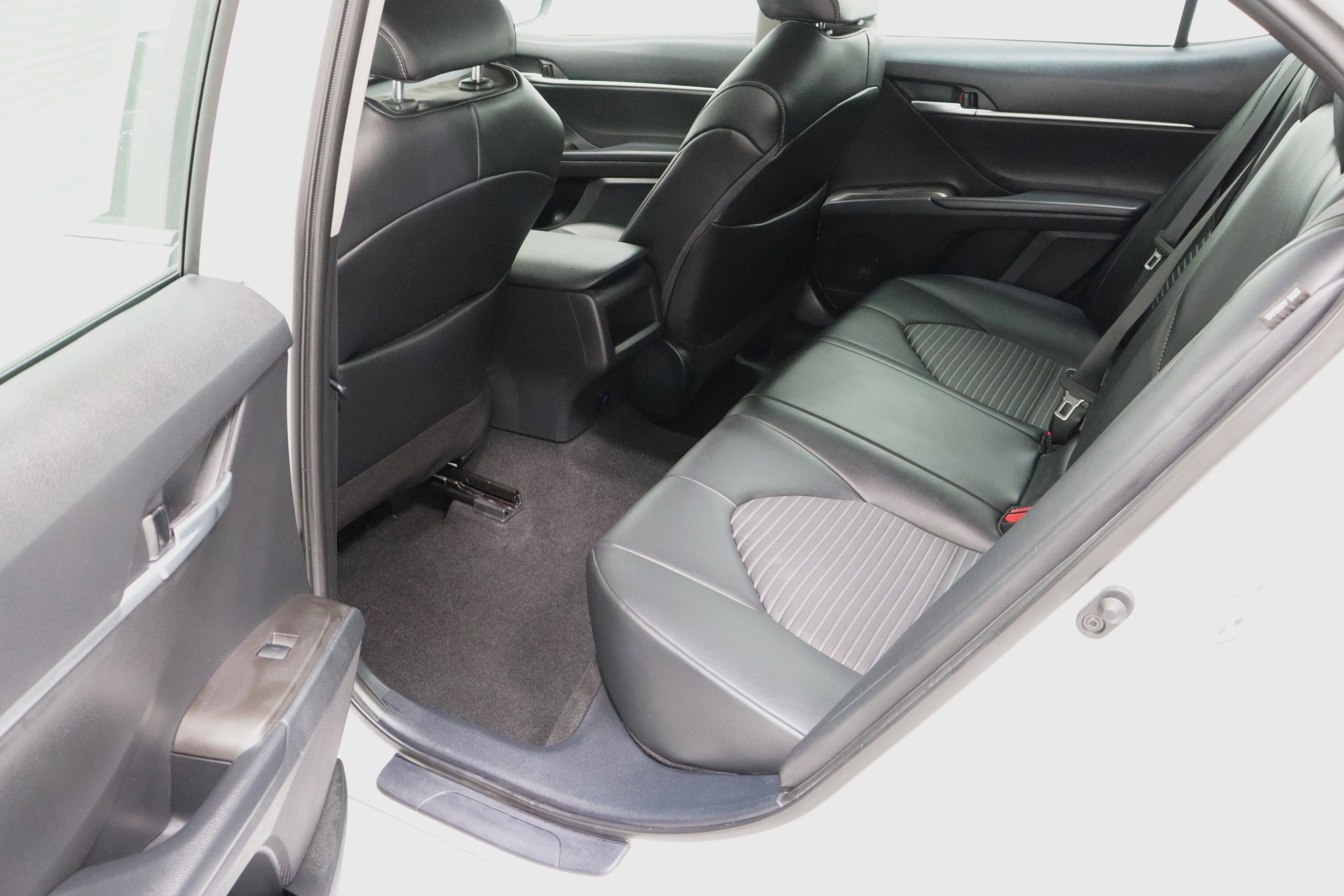 Used 2023 Toyota Camry SE image 25